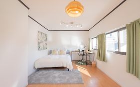 住吉メリー4階建戸建て 最大16人まで! 住吉大社徒歩圏内 梅田奈良関空まで直行
